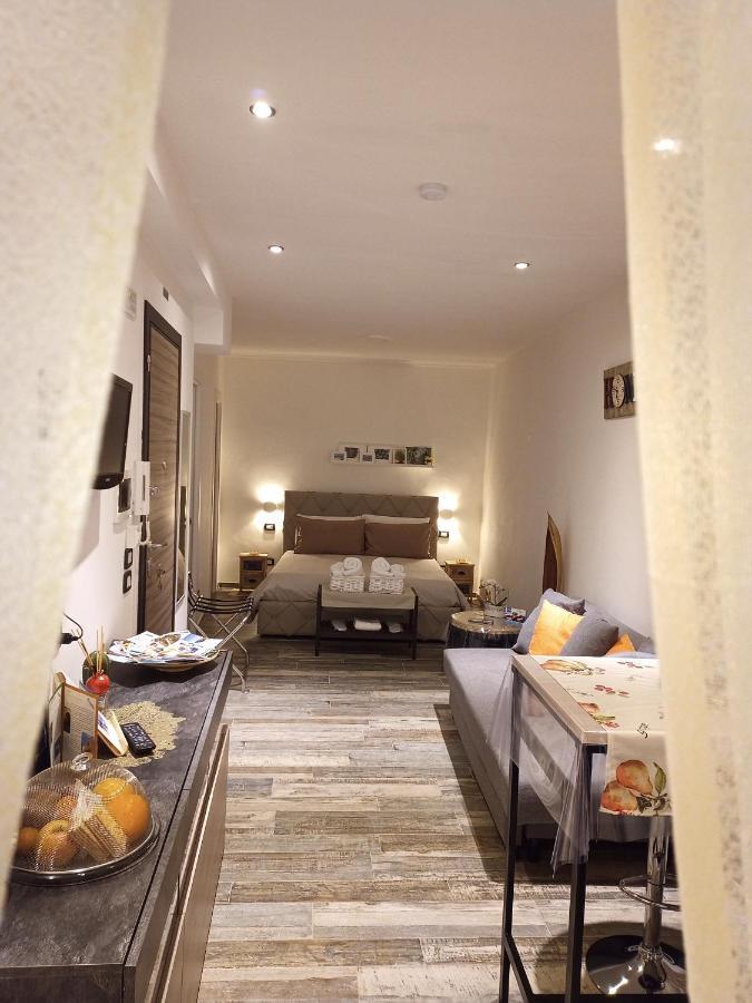 Il Pavone Bed & Breakfast Bari Eksteriør bilde