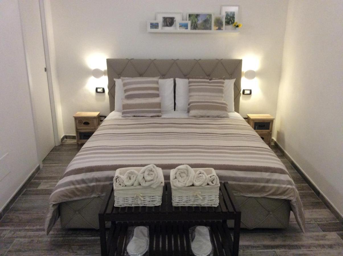 Il Pavone Bed & Breakfast Bari Eksteriør bilde