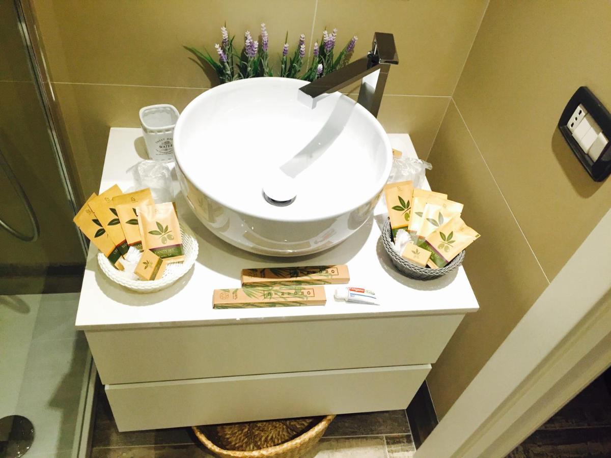 Il Pavone Bed & Breakfast Bari Eksteriør bilde