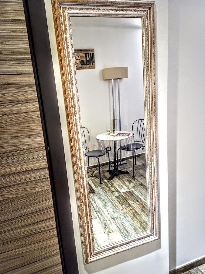 Il Pavone Bed & Breakfast Bari Eksteriør bilde